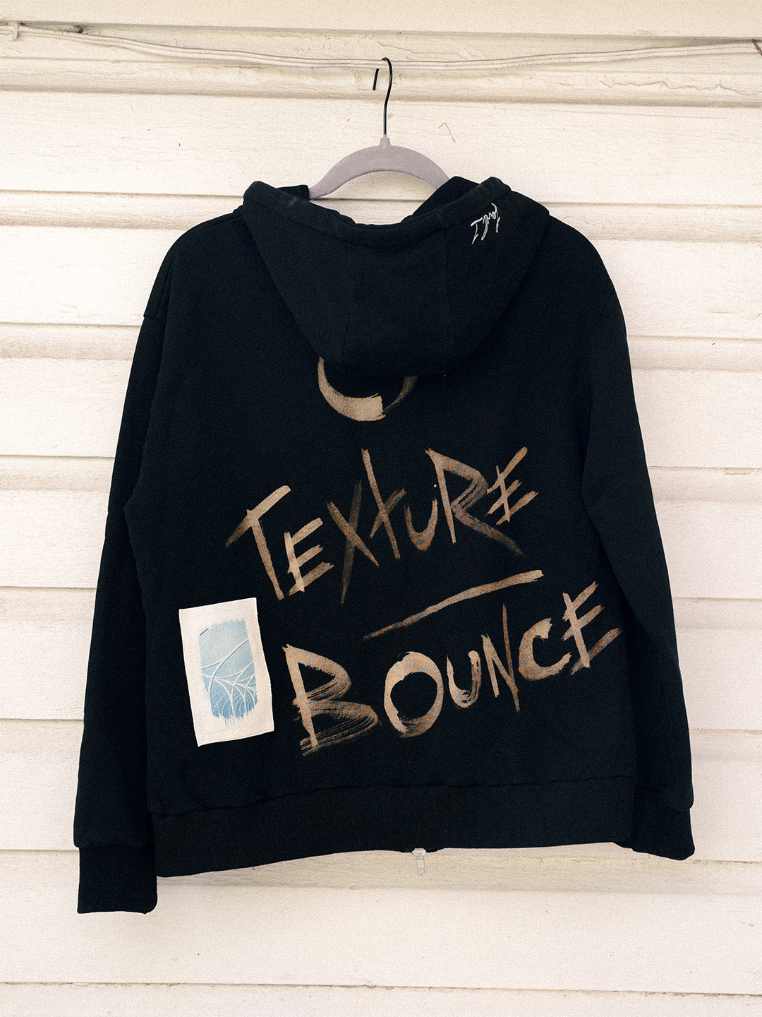 Texture Bounce 1-of-1 Hoodie - MEDIUM "Buttons"