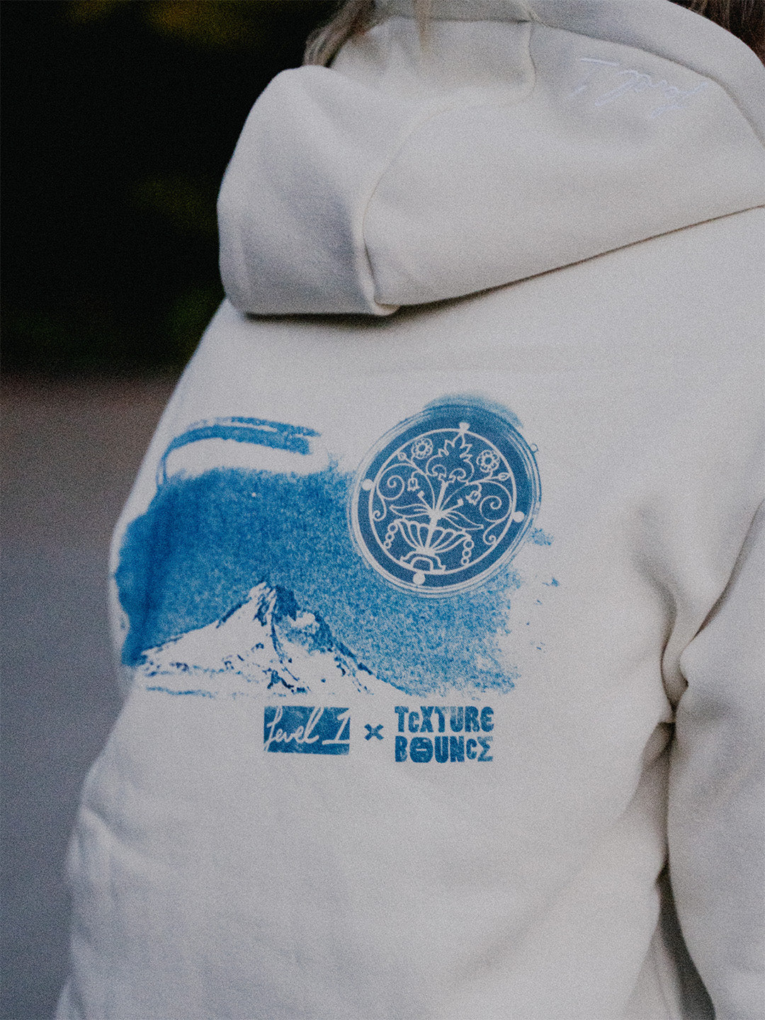 Texture Bounce Hoodie